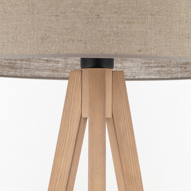 Lampa podłogowa Grand z lnianym abażurem na drewnianym trójnogu